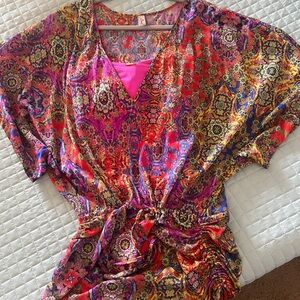 Stunning High end  Multicolor swimsuit with coverup.